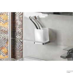 Bekerhouder Sapho Olymp Hangend Chroom / Melkglas 5 Bekerhouder Sapho Olymp Hangend Chroom / Melkglas -SEALSKIN Winkel 1321 77 bekerhouder sapho olymp hangend chroom melkglas 1