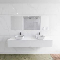 Badkamermeubelset Mondiaz LAGOM 190 Cm Met Topblad Dubbele Wastafel Solid Surface Opzetkom Binx Met 2 Kraangaten Mat Wit (2 Laden)
