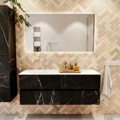 MONDIAZ VICA 130cm Badmeubel Onderkast Marquina 4 Lades. Wastafel MOON Links 1 Kraangat, Kleur Talc. -SEALSKIN Winkel badkamermeubel vica marquina moon talc set1 060