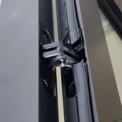 BWS Douchecabine Frame 120x120 Cm 8 Mm NANO Glas Mat Zwart Raster -SEALSKIN Winkel douchecabine bws frame detail2 11