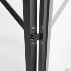 Douchecabine Sealskin Soho Matzwart 100x100cm 210 Cm Hoog Helderglas 8mm 9 Douchecabine Sealskin Soho Matzwart 100x100cm 210 Cm Hoog Helderglas 8mm -SEALSKIN Winkel sealskin detail scharnier 5 1